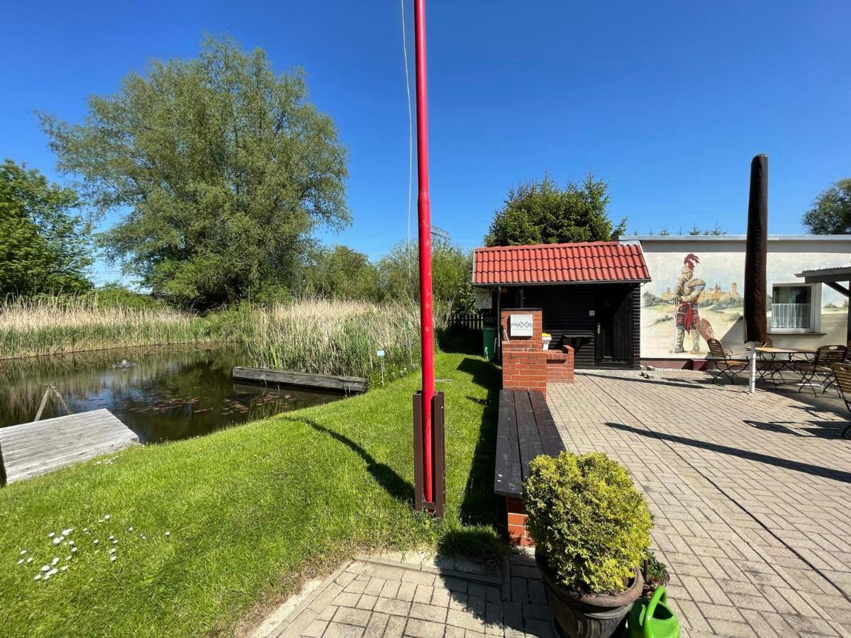 Schoener Ferienbungalow Umgeben Von Natur Und Nicht Weit Zur Ostsee Neubukow ภายนอก รูปภาพ