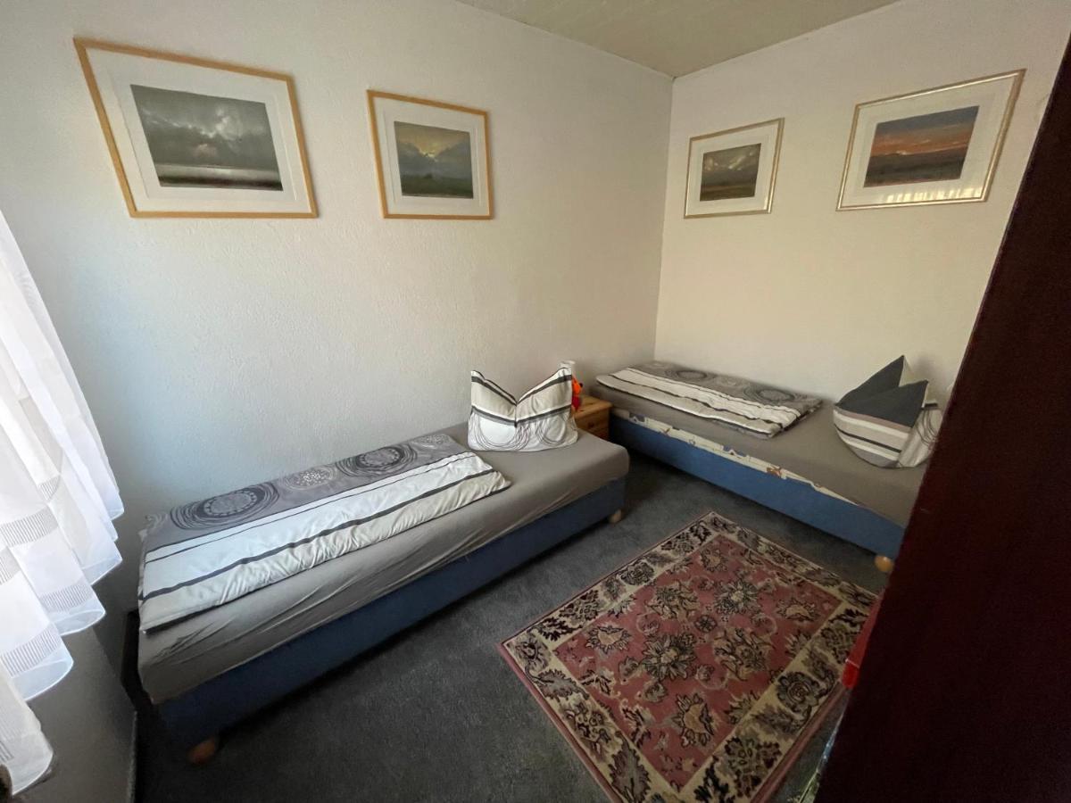 Schoener Ferienbungalow Umgeben Von Natur Und Nicht Weit Zur Ostsee Neubukow ภายนอก รูปภาพ